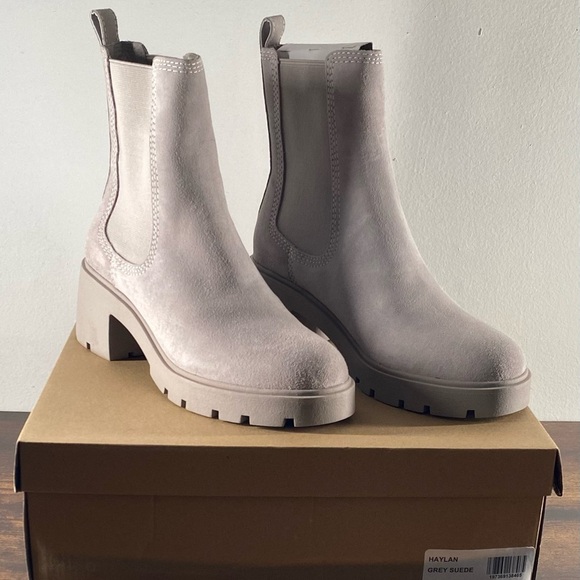 Listing for Steve Madden HAYLAN Grey Suede Boots (Size 9.5) - Picture 2 of 9